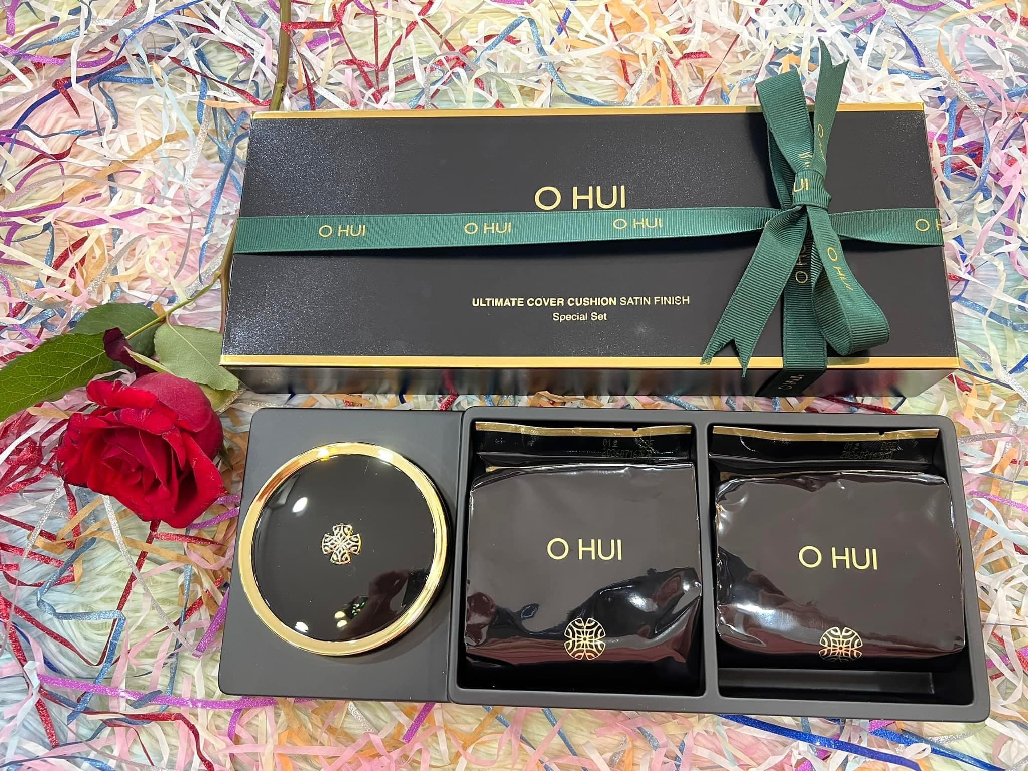 Set Phấn Nước Ohui Đen Ultimate Cover Mesh Cushion 1