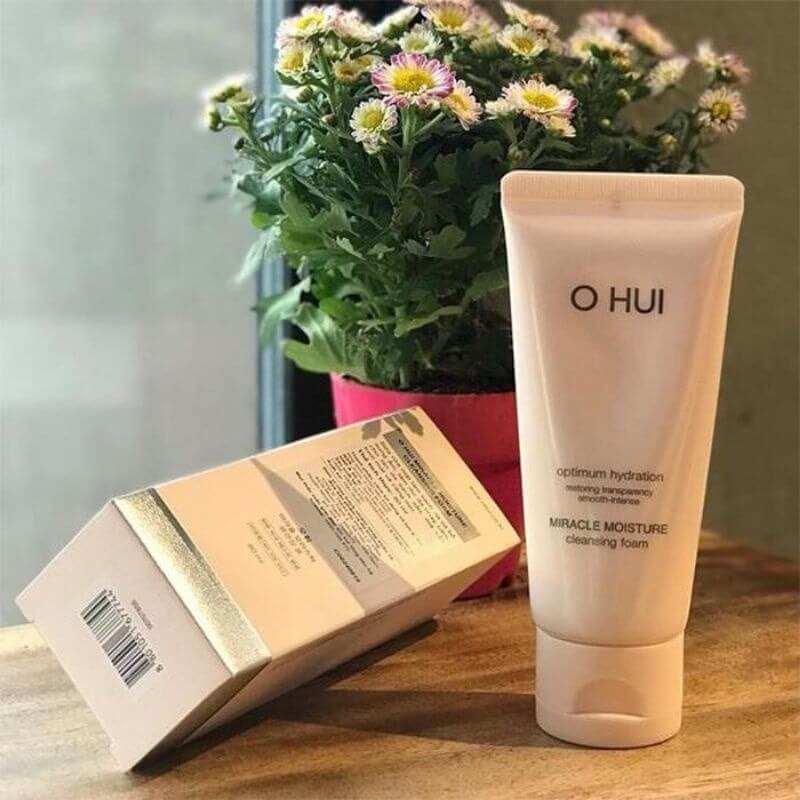 SỮA RỬA MẶT OHUI HỒNG MIRACLE MOISTURE CLEANSING FOAM 3