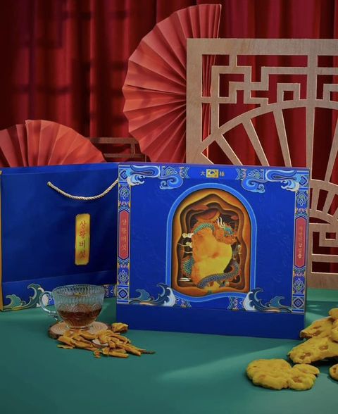  NẤM THƯỢNG HOÀNG ROYAL PLUS ỨC CHẾ KHỐI U ĐẾN GẦN 97 3